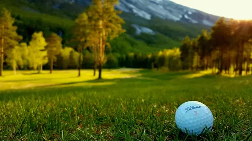 Midnightsun golfing