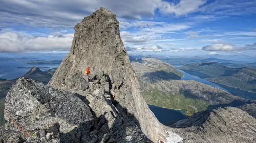 Klatre Stetind med IFMGA-sertifisert Tindevegleder